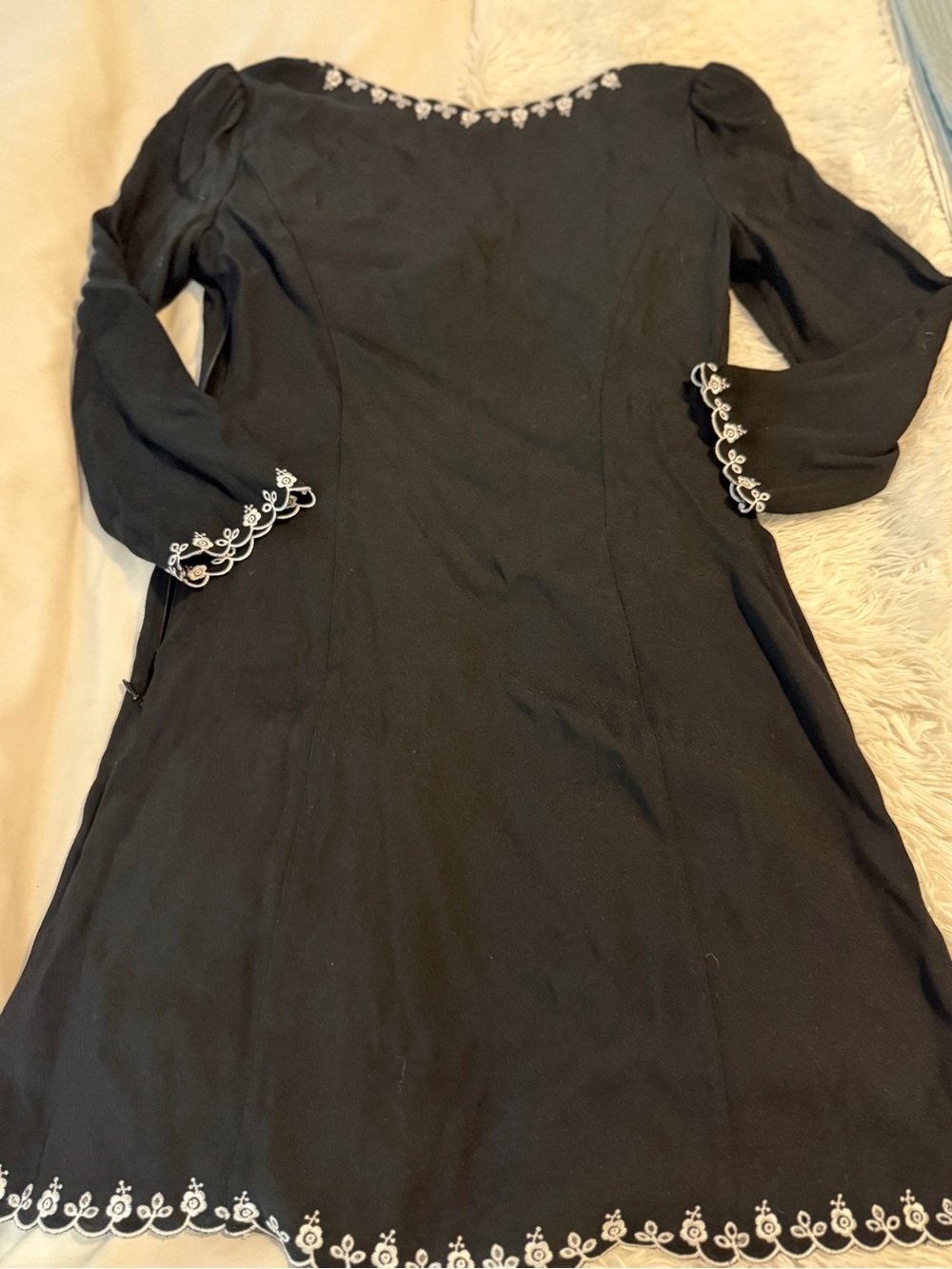 REFORMATION Women’s Posey Mini Dress Size 2 Black Long Sleeve V-Neck - Picture 9 of 10